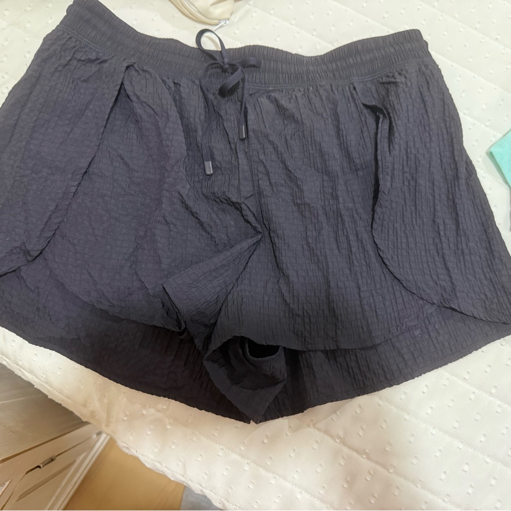 Lululemon shorts Negative Split Textured Run Short 2.5"